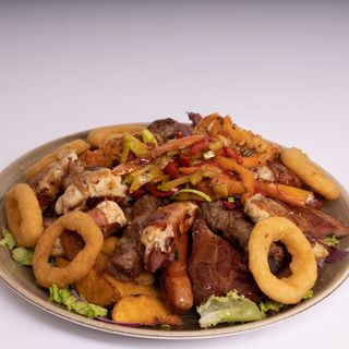 Mešano meso za četiri osobe