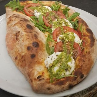 Pizza Caprese