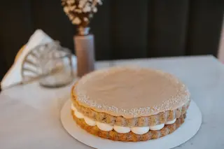 Keto torcik chałwowy