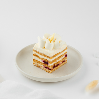 Smântânel cu vișine