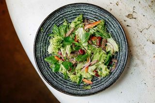 Салат з червоною квасолею та яловичиною (180 г)