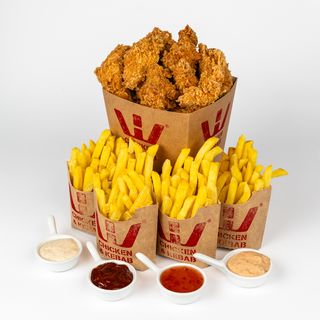 Kubełek Wings dla czworga