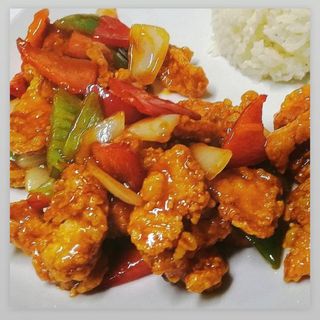 Cantonese piletina u slatko kiselom sosu