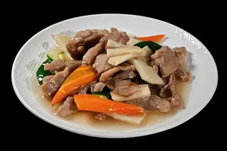 56 Vitello con verdure