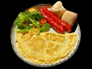 Омлет з сиром та ковбасками (300g)