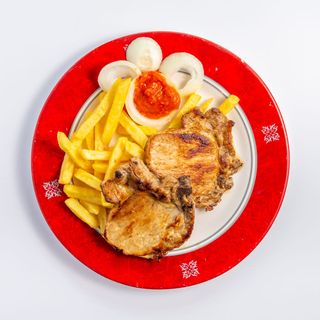 Svinjski kotleti i pomfrit