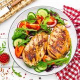 Пилешка пържола филе (250г)