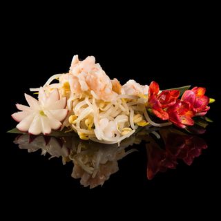 28. Insalata con germogli di soia e gamberi