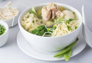 Caldo Oriental