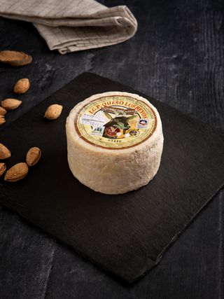 Los Beyos Cabra I.G.P. (400 G.)