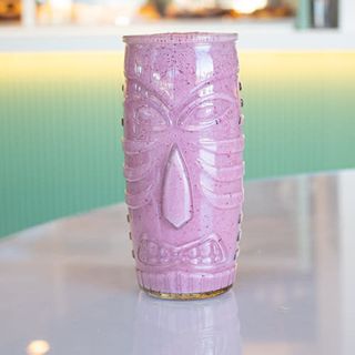 Smoothie De Frutas Y Hoja De Menta