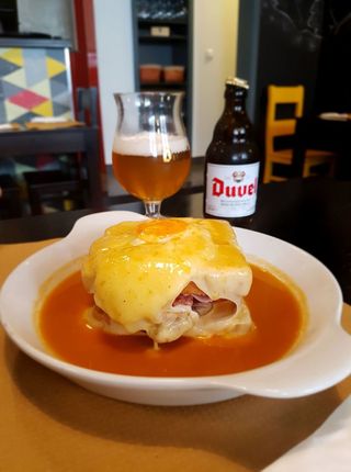 Francesinha de Frango