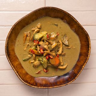 Green Curry prawns (rice included)