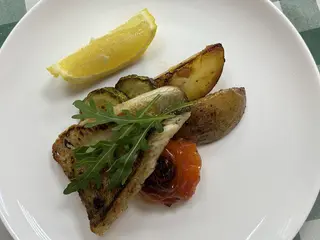 Філе судака з овочами-гриль (270g)