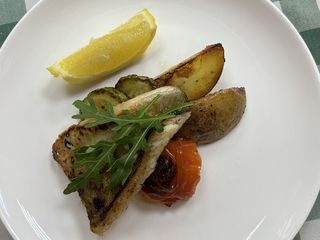 Філе судака з овочами-гриль (270g)