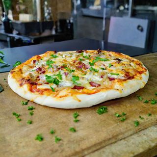 Пица Мама Мия