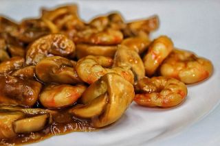 Gambas Con Champiñones
