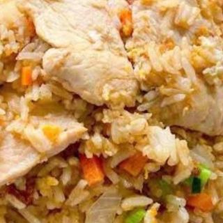 arroz frito con pollo
