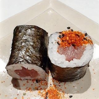 Maki Atún Picante (8 Piezas)