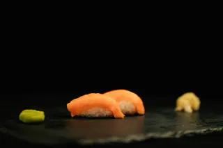Нигири сьомга 2 бр.