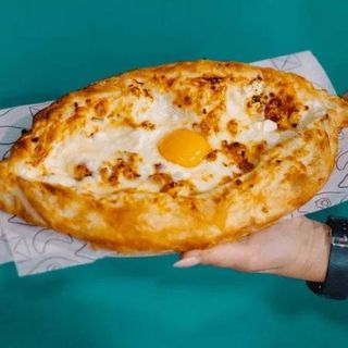 Chaczapuri po adżarsku