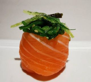 Gunkan wakame