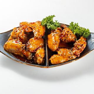 Куриные крылышки в остром/кисло сладком соусе