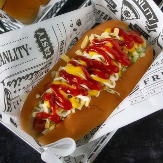 Perro Con Cebolla Crujiente