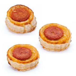 Pizzette rosse di pasta sfoglia