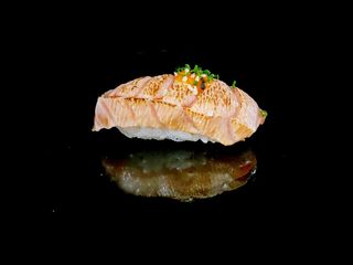 Nigiri sake fry