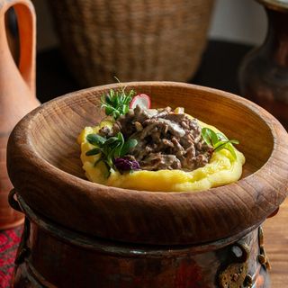 ГОВЯЖЬЕ БОН-ФИЛЕ В СЛИВОЧНОМ СОУСЕ