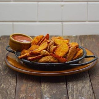 Patatas bravas