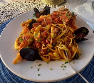 Macaronis Fruit De Mer