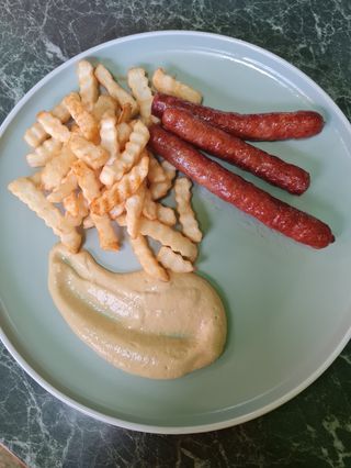 Meniu carnaciori de casa cu cartofi prajiti