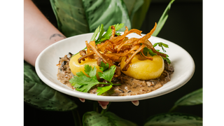 Kluski śląskie z sosem grzybowym