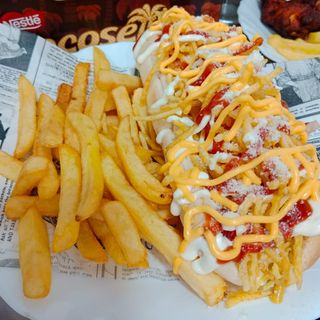 Perro Caliente + patatas