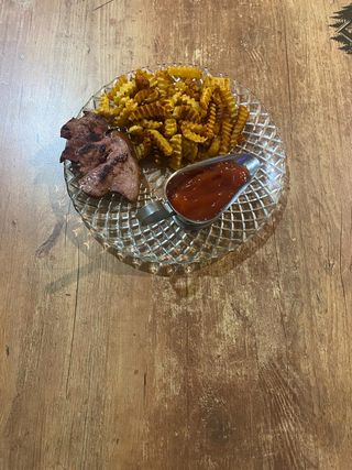 Meniu ciolan de porc