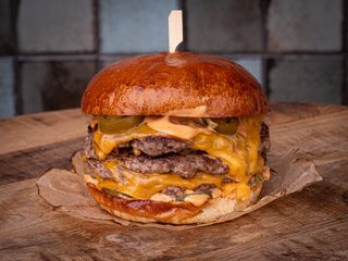 Double smash cheeseburger