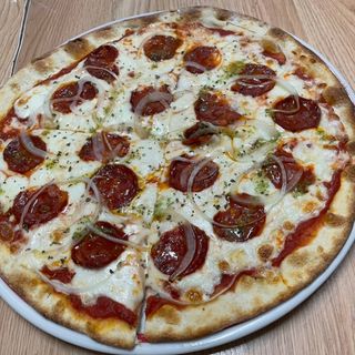 Pizza pepperoni (30 Cm.)