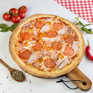 პიცა 4 ხორცის 33 სმ