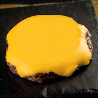 Ломтик сиру чедер(1шт)