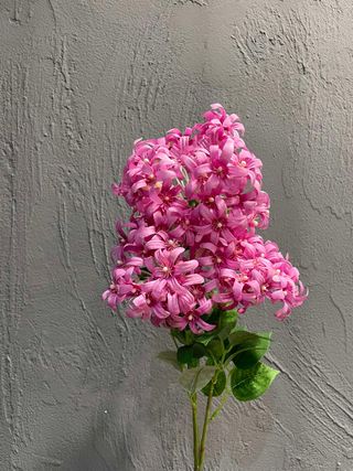 Komadno vještačko cvijeće