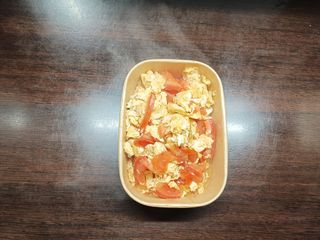 114a. Uova saltato con pomodoro