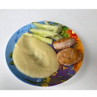 Котлетки з лосося та судака  з картопляним пюре (100/75/60г)