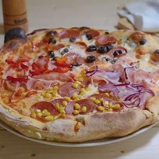 Pizza Quattro Stagioni