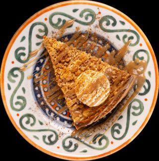 Jabuka tart sa vanila sladoledom 250g