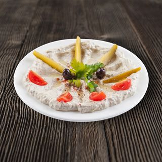 Баклажанова закуска з йогуртом