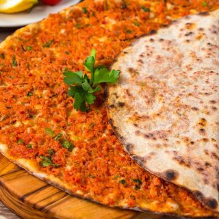 Pizza Turca Doble Mixto Completo