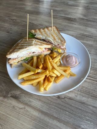 Цезар сендвіч (350г)