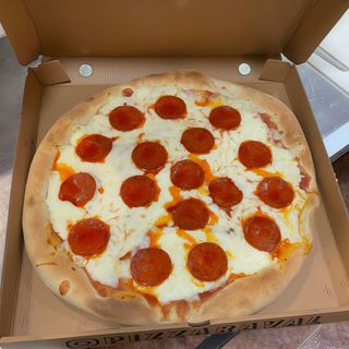 Pizza De Pepperoni  (33 Cm.)